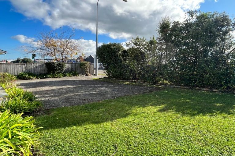 Photo of property in 1010 Tremaine Avenue, Roslyn, Palmerston North, 4414