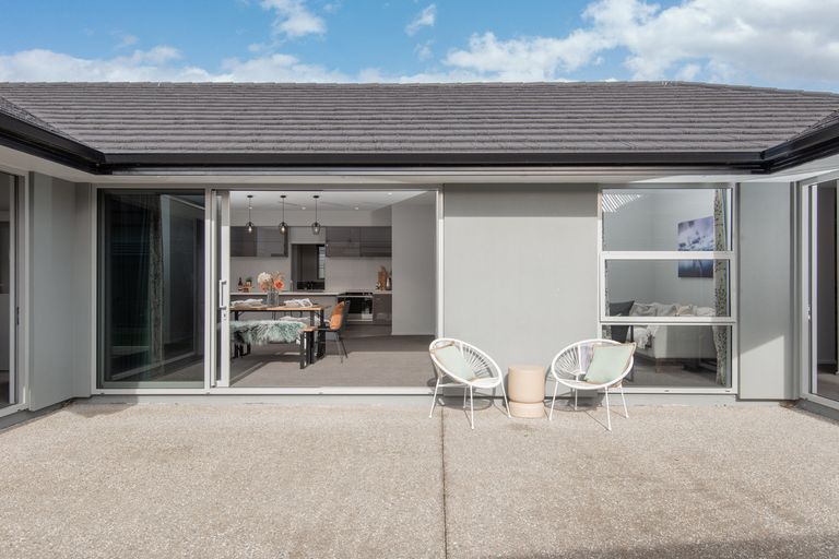 Photo of property in 15 Caledonia Drive, Mosgiel, 9024