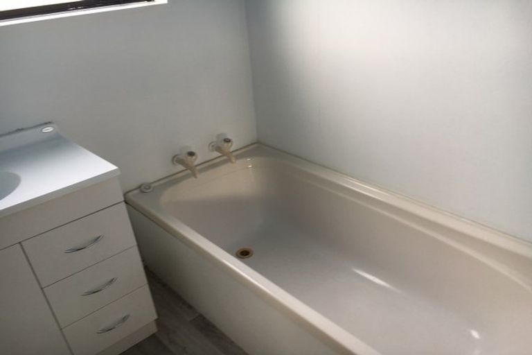 Photo of property in 18 Derby Street, Nawton, Hamilton, 3200