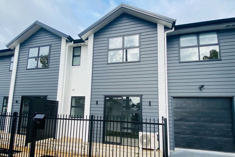 Photo of property in 2/5 Arawa Street, Frankton, Hamilton, 3204