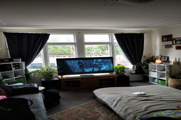 Photo of property in 18b Mckenzie Street, Levin, 5510