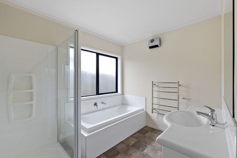 Photo of property in 9 Forbes Street, Pegasus, 7612