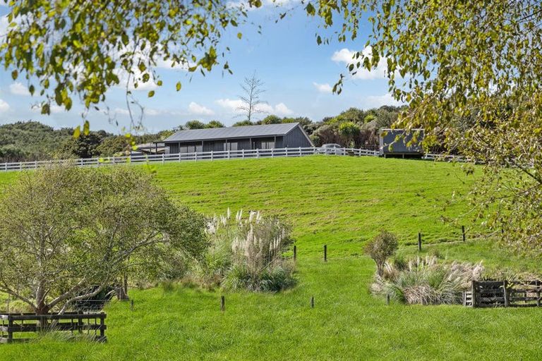 Photo of property in 2708 Kaipara Coast Highway, Glorit, Warkworth, 0984