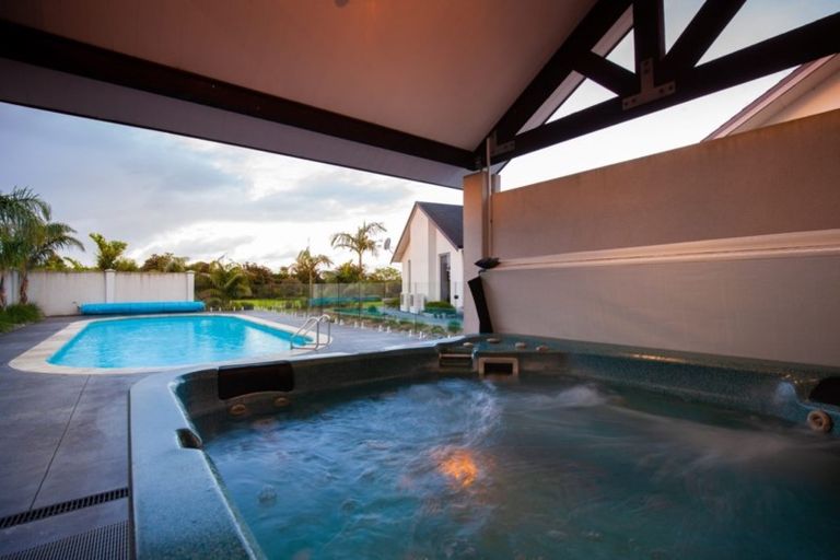 Photo of property in 282 Turangi Road, Tikorangi, Waitara, 4383