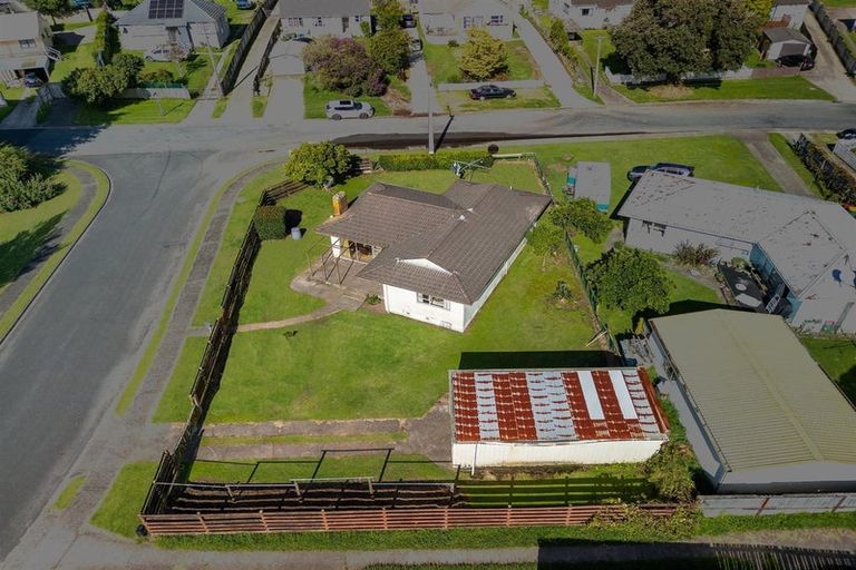 Photo of property in 2 Ben Keys Street, Te Puke, 3119