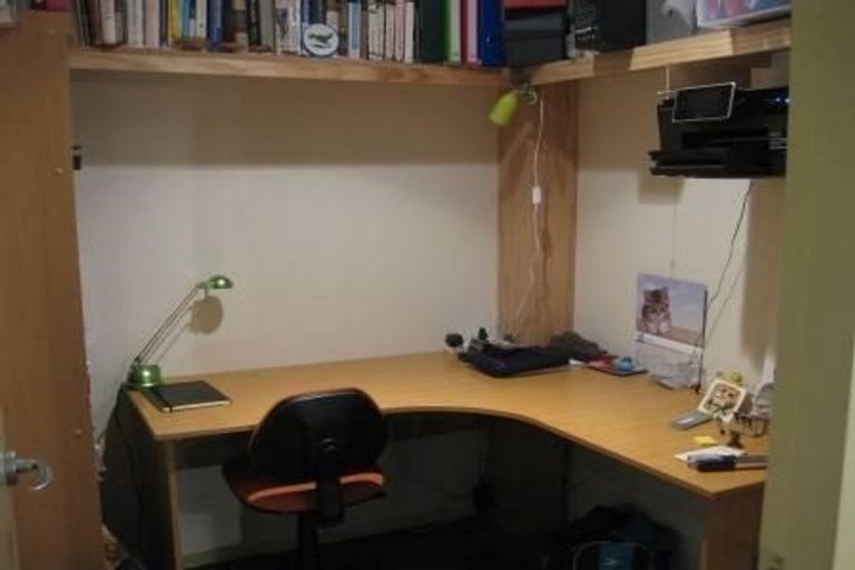 Photo of property in 19 Ballantrae Place, Thorndon, Wellington, 6011