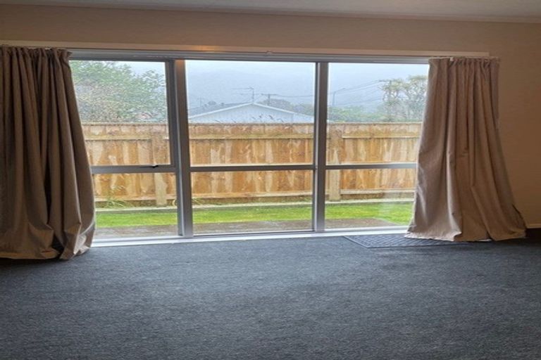 Photo of property in 2/8 Liverpool Street, Trentham, Upper Hutt, 5018