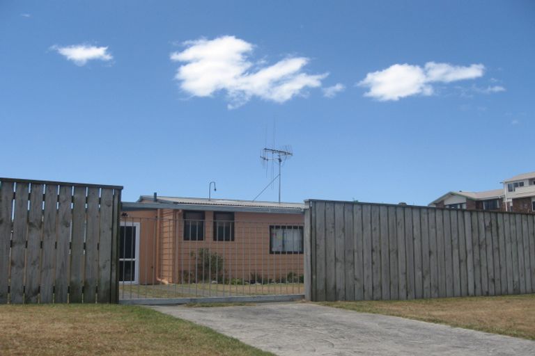 Photo of property in 95 Pukehina Parade, Pukehina, Te Puke, 3189