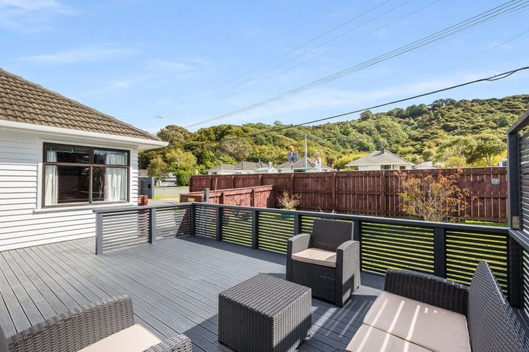 Photo of property in 188 Wellington Road, Wainuiomata, Lower Hutt, 5014