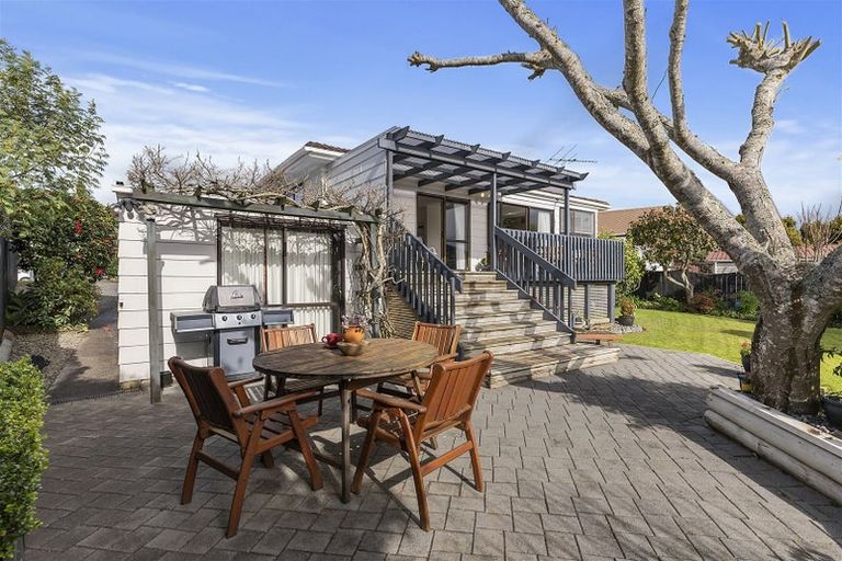 Photo of property in 41 Marendellas Drive, Bucklands Beach, Auckland, 2014