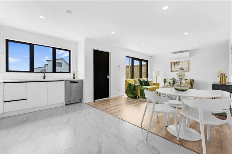 Photo of property in 1/6 Pah Road, Papatoetoe, Auckland, 2025