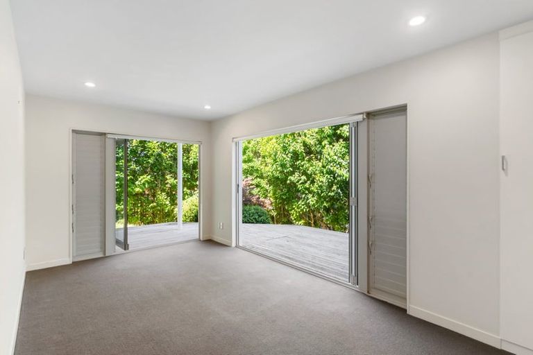Photo of property in 5a Aberdeen Road, Castor Bay, Auckland, 0620