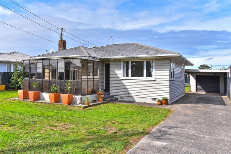 Photo of property in 131 Clevedon Road, Papakura, 2110