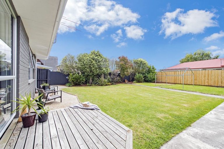 Photo of property in 3 Douglas Street, Rangiora, 7400