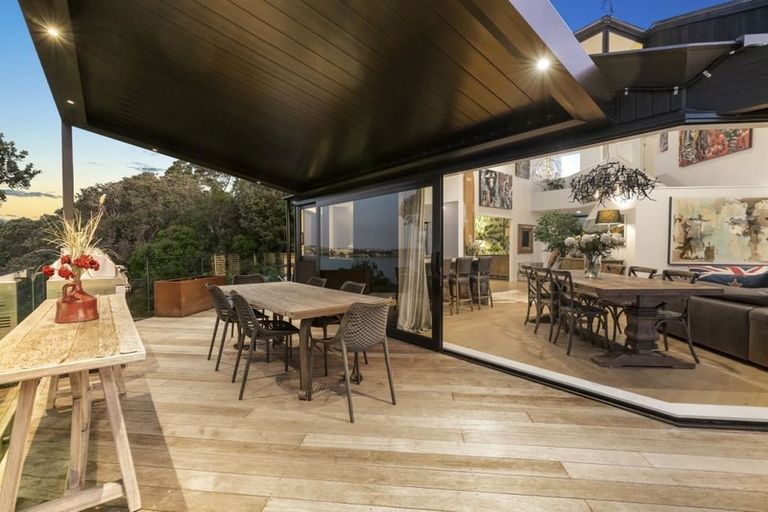 Photo of property in 86 Vipond Road, Stanmore Bay, Whangaparaoa, 0932