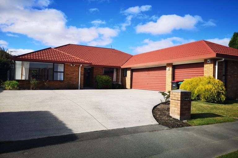 Photo of property in 59 Apsley Drive, Avonhead, Christchurch, 8042