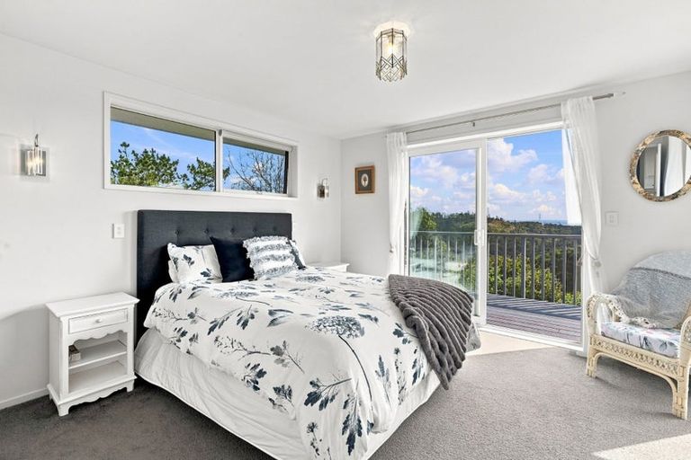Photo of property in 136 Pinchgut Road, Kaukapakapa, 0873