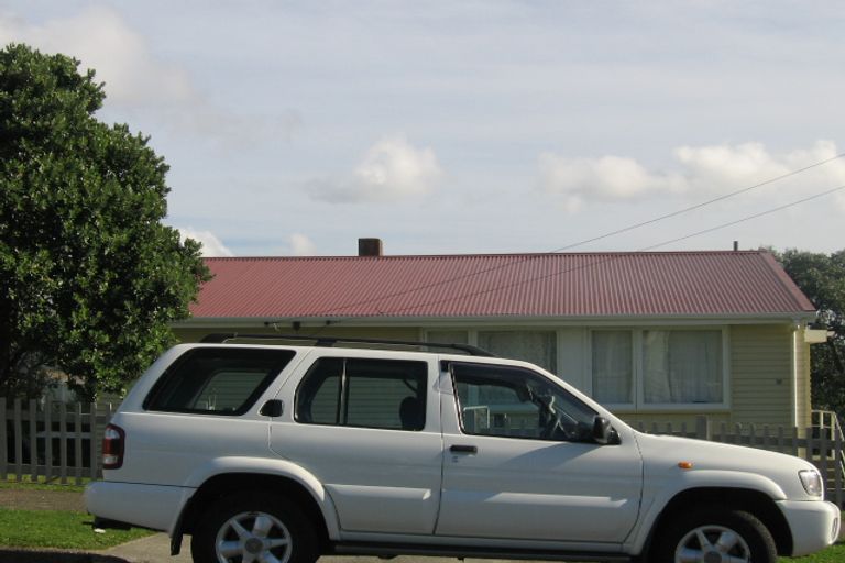 Photo of property in 24 Justine Street, Cannons Creek, Porirua, 5024