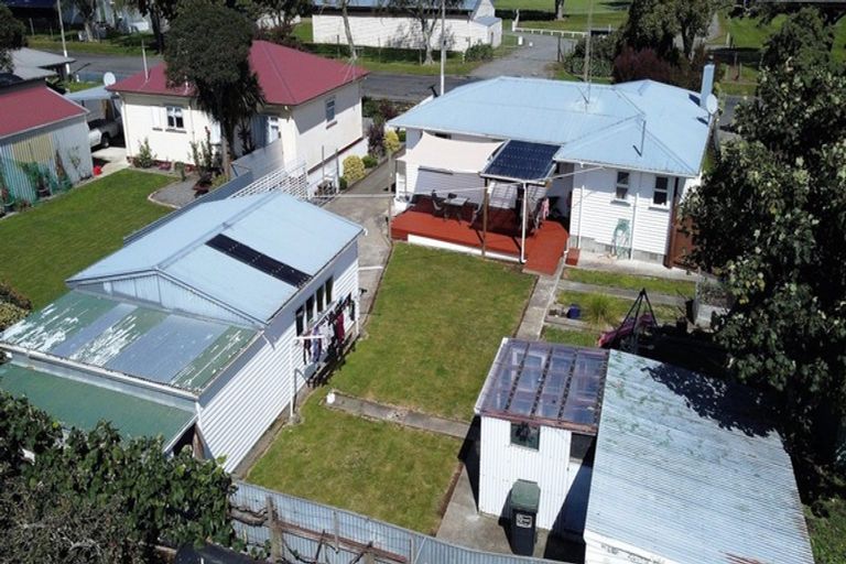 Photo of property in 11 Neptune Street, Dannevirke, 4930