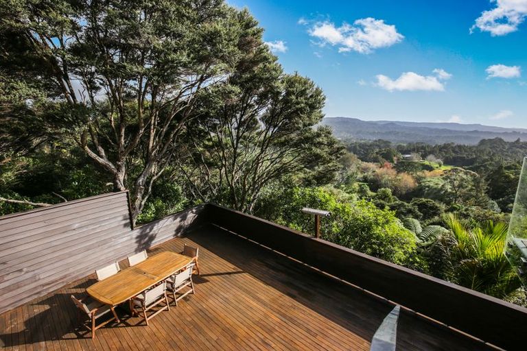 Photo of property in 199 Carter Road, Oratia, Auckland, 0604