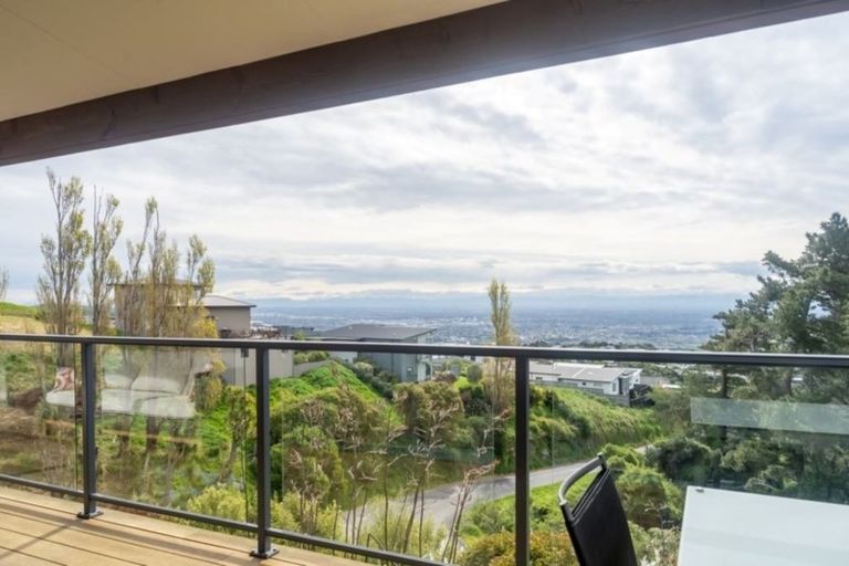 Photo of property in 7 Semaphore Close, Mount Pleasant, Christchurch, 8081