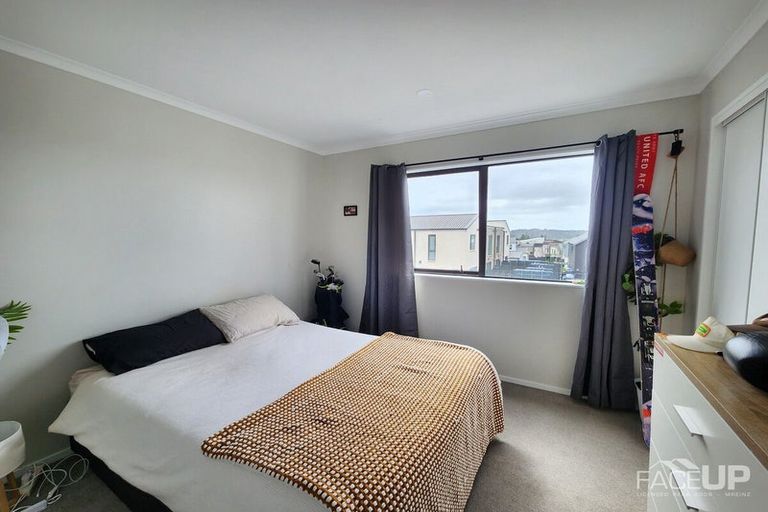 Photo of property in 48 Clark Road, Hobsonville, Auckland, 0616