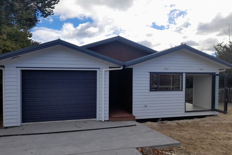 Photo of property in 9a Chesham Avenue, Waipahihi, Taupo, 3330