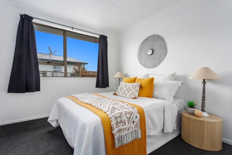 Photo of property in 15 Matipo Place, Edgecumbe, 3120