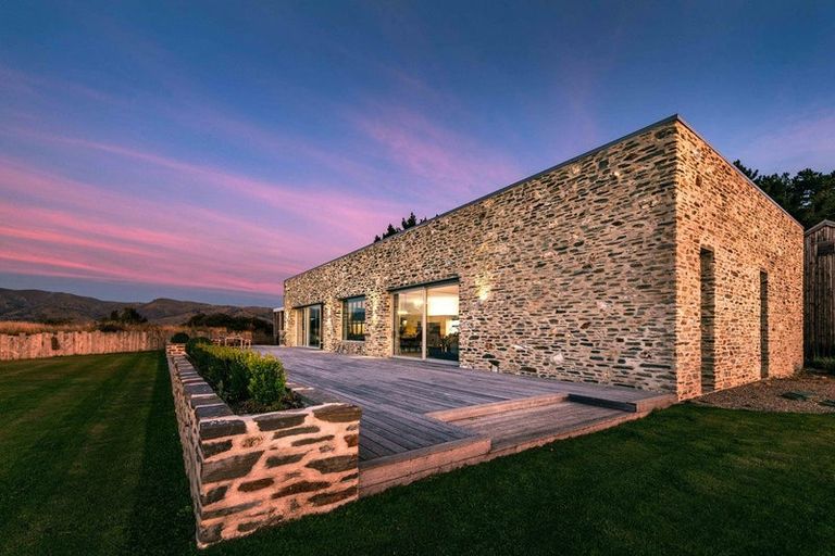 Photo of property in 167 Stevenson Road, Wanaka, 9382