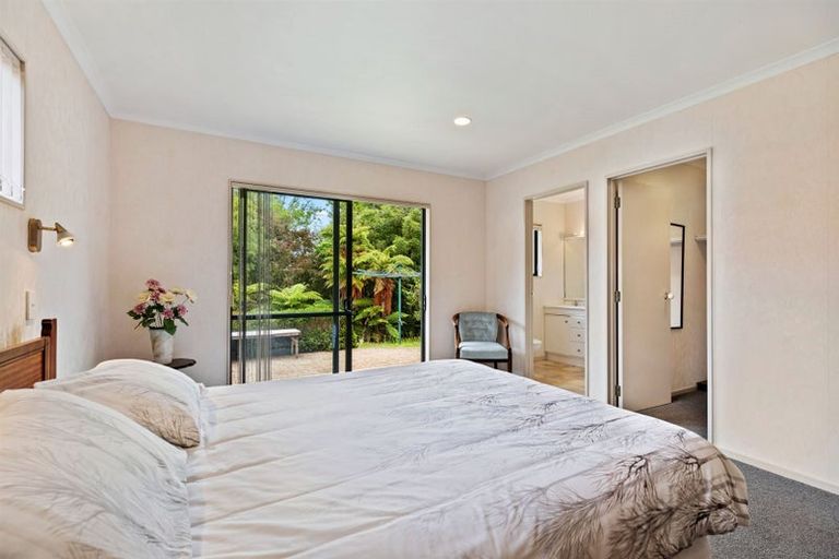 Photo of property in 17 Ridgemount Terrace, Welcome Bay, Tauranga, 3112