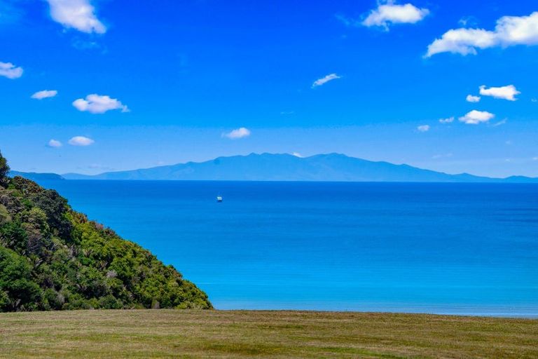 Photo of property in 10 Hurihuri Road, Okura Bush, Silverdale, 0794