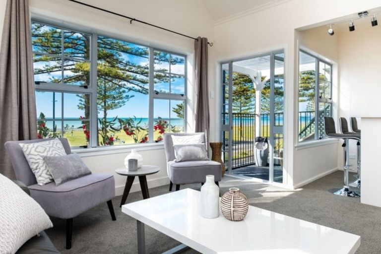 Photo of property in 503 Marine Parade, Napier South, Napier, 4110