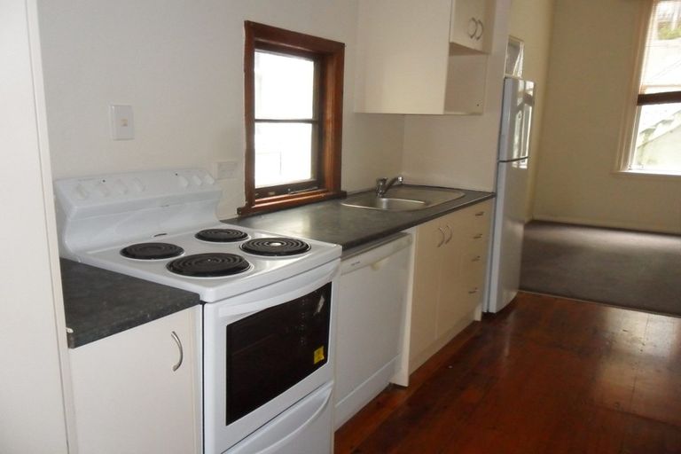 Photo of property in 355 The Terrace, Te Aro, Wellington, 6011