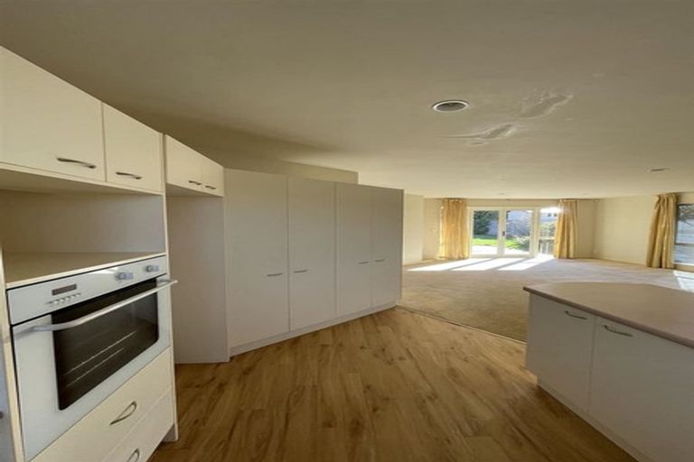 Photo of property in 4 Coppinger Terrace, Aidanfield, Christchurch, 8025