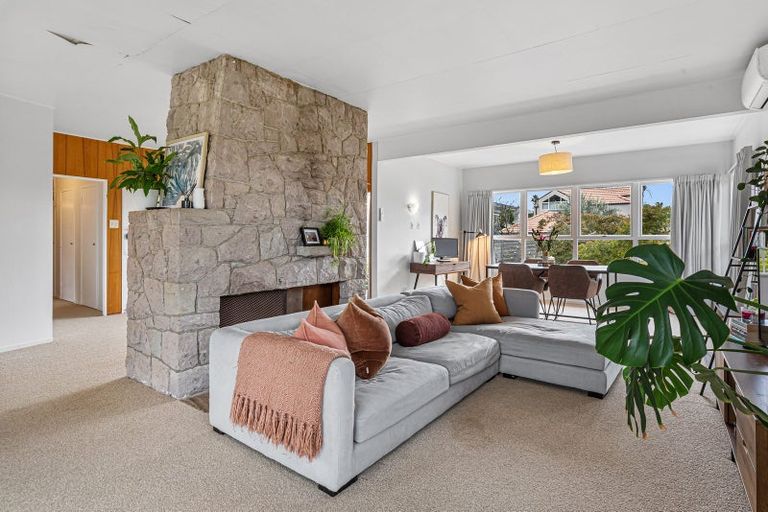 Photo of property in 1/22 Saltburn Road, Milford, Auckland, 0620