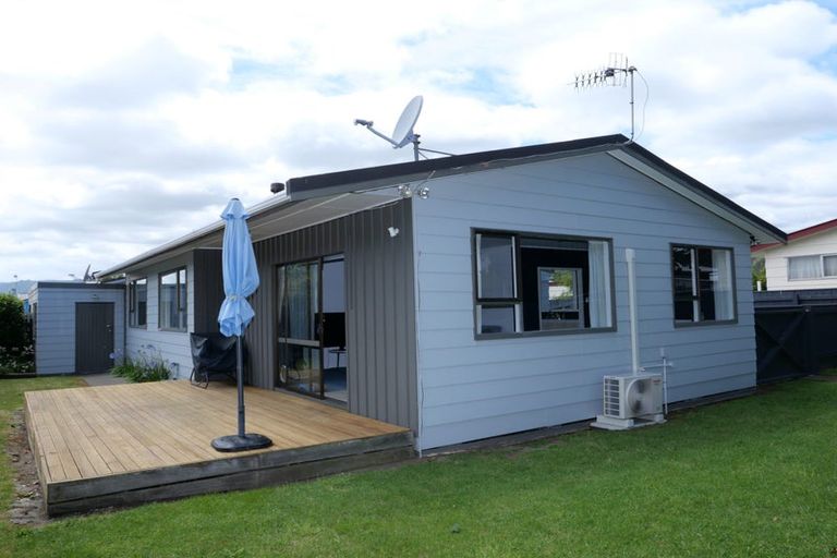 Photo of property in 7b Cypress Grove, Paraparaumu, 5032