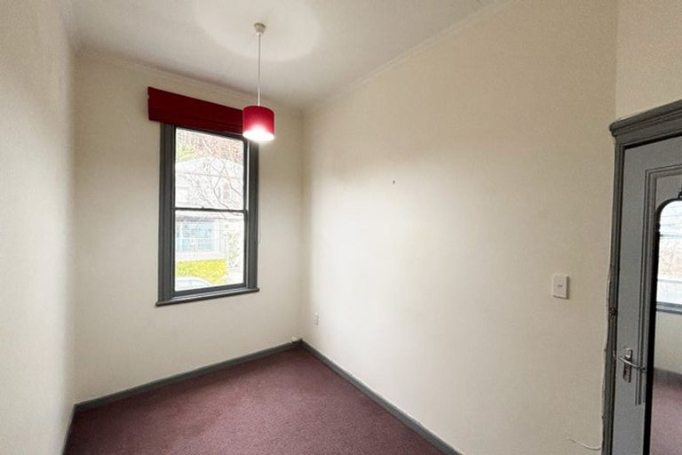 Photo of property in 92 Austin Street, Mount Victoria, Wellington, 6011
