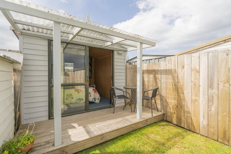 Photo of property in 1 Cholmondeley Crescent, Whitianga, 3510