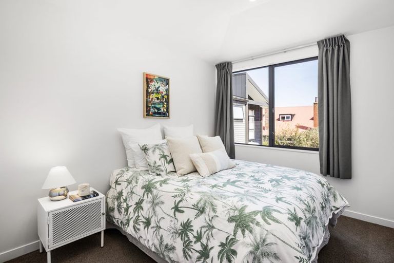 Photo of property in 5/74 Derwent Street, Island Bay, Wellington, 6023