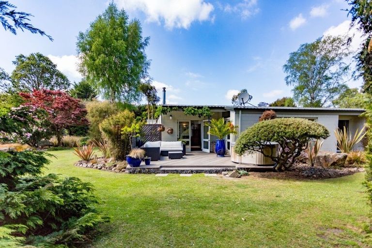 Photo of property in 90 Old West Coast Road, Yaldhurst, Christchurch, 7676