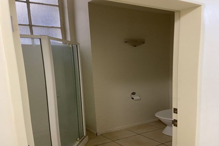 Photo of property in Haight Ashbury House, 2/11a Johnston Street, Wellington Central, Wellington, 6011