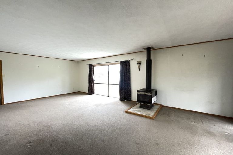 Photo of property in 5 Croydon Road, New Lynn, Auckland, 0600