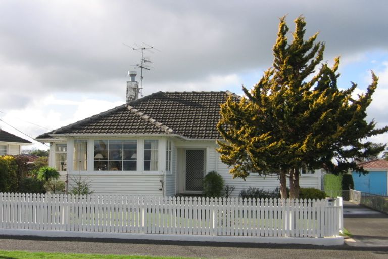 Photo of property in 14 Churchill Avenue, Lansdowne, Masterton, 5810