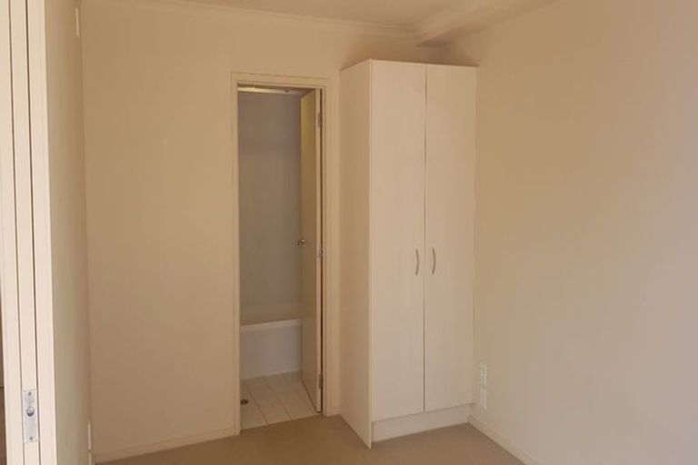 Photo of property in The Rennaissance, 1i/18 Ronwood Avenue, Manukau, Auckland, 2104