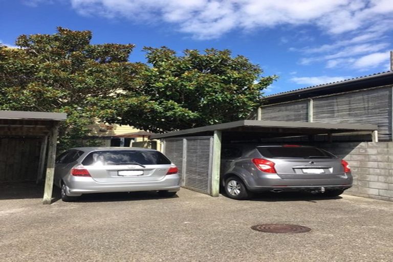 Photo of property in 5k Dryden Place, Mount Wellington, Auckland, 1051