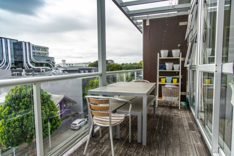Photo of property in 1/143g Carlton Gore Road, Newmarket, Auckland, 1023