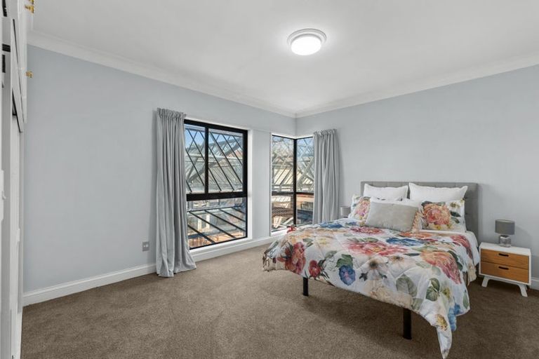 Photo of property in 6 Golden Elm Lane, Upper Riccarton, Christchurch, 8041