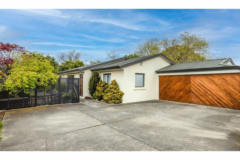 Photo of property in 2/64a Cutts Road, Russley, Christchurch, 8042