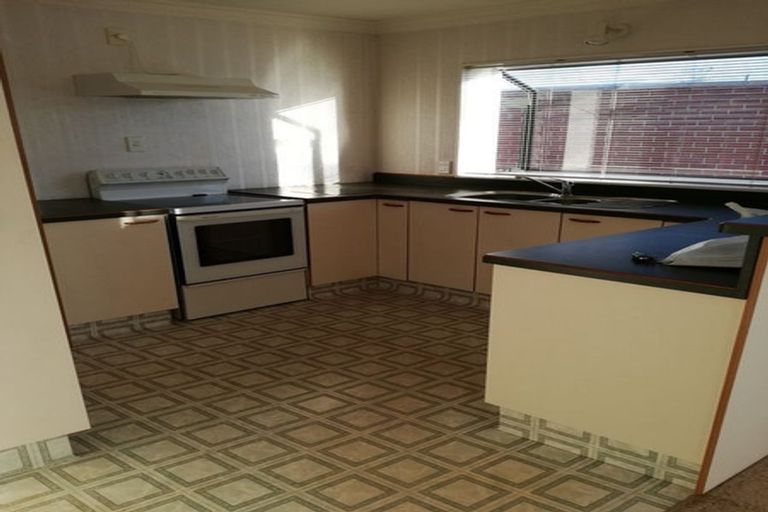 Photo of property in 32 Salisbury Street, Levin, 5510