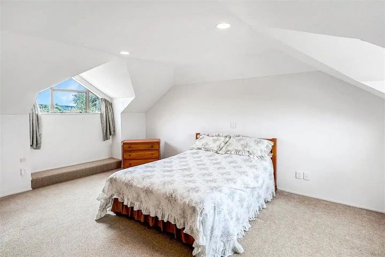 Photo of property in 34 Warwick Drive, Lynmore, Rotorua, 3010